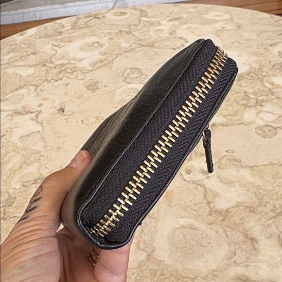 Fossil Leather Zip Around Long Wallet - Picture 6 of 14